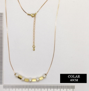 Collar con dije colgante