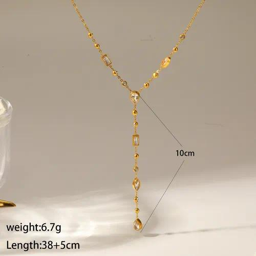 Collar geométrico con circón