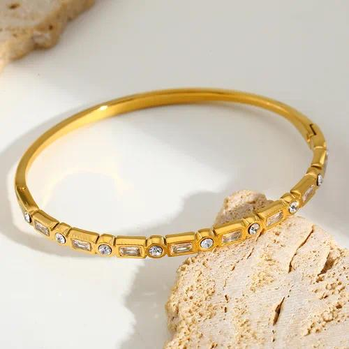 Pulsera estrella con circón