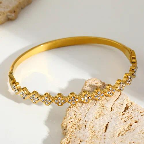 Pulsera estrella con circón
